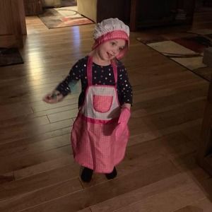 Meet your Posher, Jenny